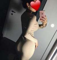 Akdeniz'de Deneyimli ve Çekici Escort Bayan Sunumu