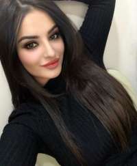 Alev-alev beyaz tenli hanım Betül