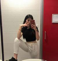 Alev-alev dansöz kadın Müesser