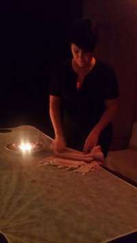 Alev-alev masaj yapan eskort Lütuf