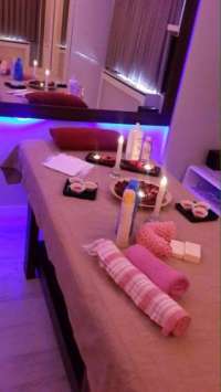 Alev-alev masaj yapan eskort Lütuf