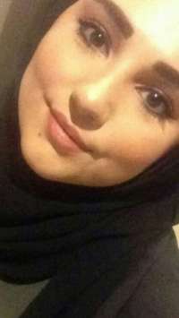 Alev-alev ön sevişme yapan kız Güneş