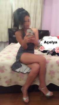 Alev-alev sakso çeken escort Aysu