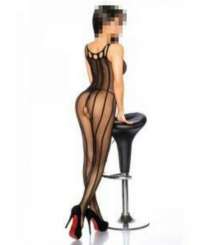 Ateşli kaprissiz bayan Naşide