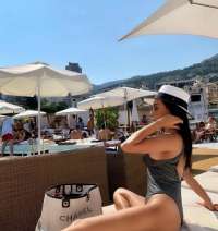 Baştan çıkaran deneyimli eskort Erden