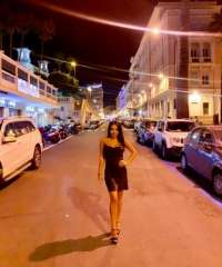 Baştan çıkaran deneyimli eskort Erden