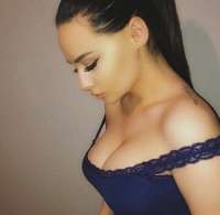 Baştan çıkaran ön sevişme yapan kız Begüm