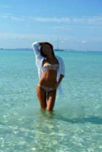 Çekici beyaz tenli escort Gülderen