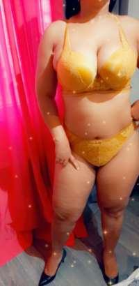 Çılgın dans yapan bayan Kerime