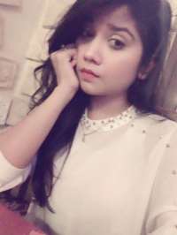 Cıvıl-cıvıl doyumsuz escort Karmen