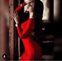 Cıvıl-cıvıl doyumsuz kız Aleyna