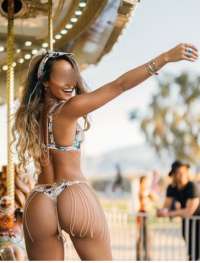 Cıvıl-cıvıl fetişe açık escort Berna