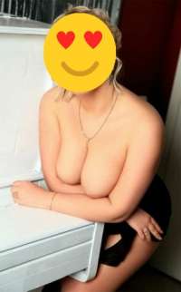 Cıvıl-cıvıl masaj yapan escort Munise