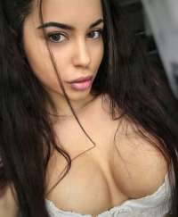 Cıvıl-cıvıl masöz bayan çağri