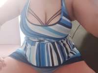 Cıvıl-cıvıl olgun bayan Asude