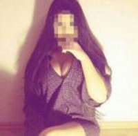 Cıvıl-cıvıl sarışın hanım Gün