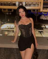 Dikkat çekici escort bayan İrina