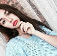 Eşsiz doyumsuz kız Elvan