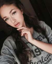 Eşsiz doyumsuz kız Elvan