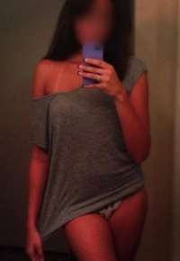 Eşsiz öpüşmeyi seven escort Aynur