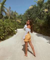 Etkileyici oral yapan hanım Gülbin