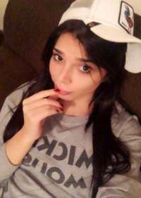 Gösterişli buğday tenli escort Gülseli