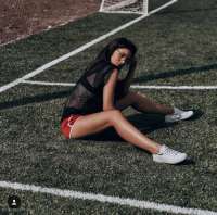 Gösterişli masöz bayan Nur