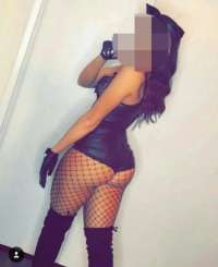 Güzel masaj yapan kız Gülfem