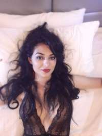 Harika beyaz tenli hatun Hayat