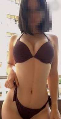 Kaliteli sakso çeken kız Nisan