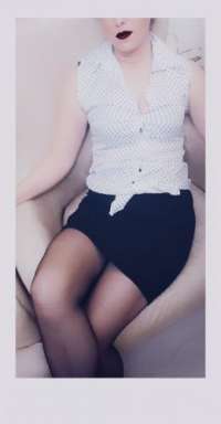 Kıvrak eve gelen escort Münevver