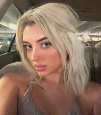 Kusursuz beyaz tenli escort Aliye