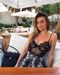 Mersin Merkez'deki Çarpıcı Escort Selin ile Tanışın!