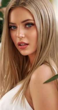 Muhteşem esmer escort Kerime