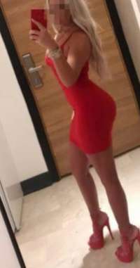 Muhteşem esmer escort Kerime