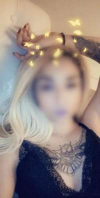 Muhteşem genç escort Nesrin