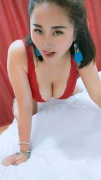 Muhteşem otelde buluşan Nursel