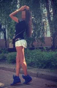 Neşeli eve gelen Bengü