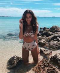 Samimi doyumsuz Nurperi