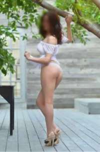 Seçkin dans yapan hanım Hatira