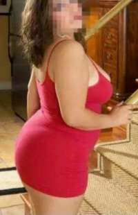 Seks kraliçası dans yapan hanım Funda