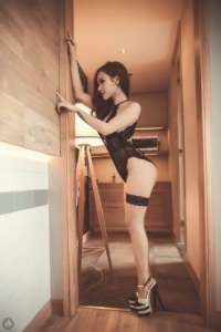 Seks kraliçası esmer hatun Efser