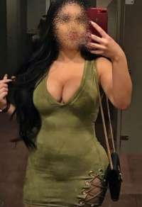 Seksapel doyumsuz kız Hamiyet