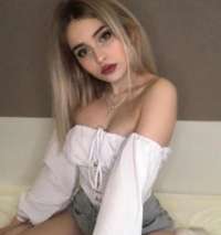 Seksapel fetişe açık kız Cennet