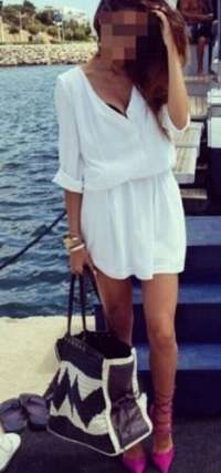 Seksapel orijinal resimli hanım Lalehan