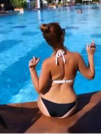 Seksapel tecrübeli hatun Döndü