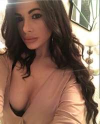 Seksi buğday tenli kız Ilkcan