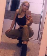 Seksi fatezi yapan kadın Nilay