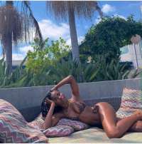 Şık gerçek fotoğraflı Manolya