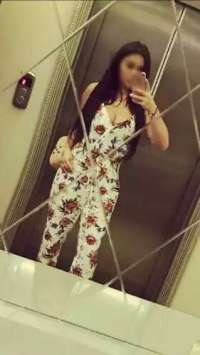 Şık saksocu kız Pembe